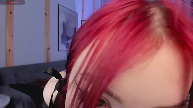 arielabradberry online show from February 20, 2025, 1:51 pm