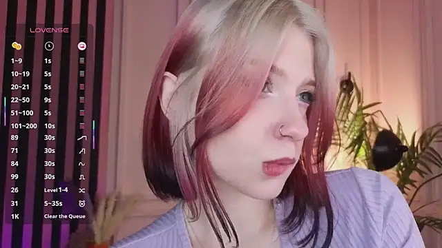 arielabradberry online show from November 13, 2025, 3:11 pm