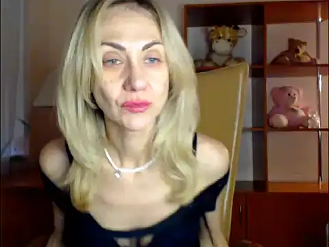 Snapshot of Tanya6547 chatting on December 5, 2024, 8:22 am Tanya6547 online show from December 5, 2024, 8:22 am