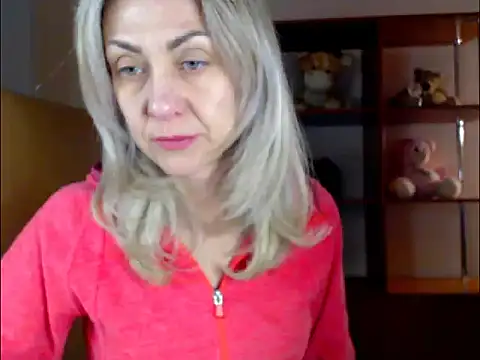 Snapshot of Tanya6547 chatting on March 2, 2025, 8:27 am Tanya6547 online show from March 2, 2025, 8:27 am