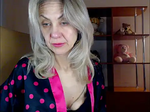 Snapshot of Tanya6547 chatting on March 3, 2025, 8:16 am Tanya6547 online show from March 3, 2025, 8:16 am