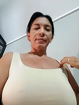 Snapshot of Angel_Perv chatting on October 18, 2025, 8:59 am Angel Perv online show from October 18, 2025, 8:59 am