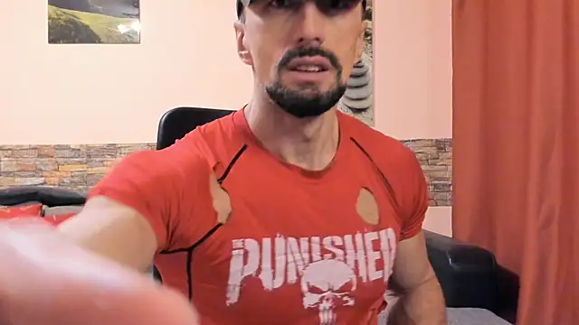 HotHunkTrainer online show from February 10, 2026, 8:51 am