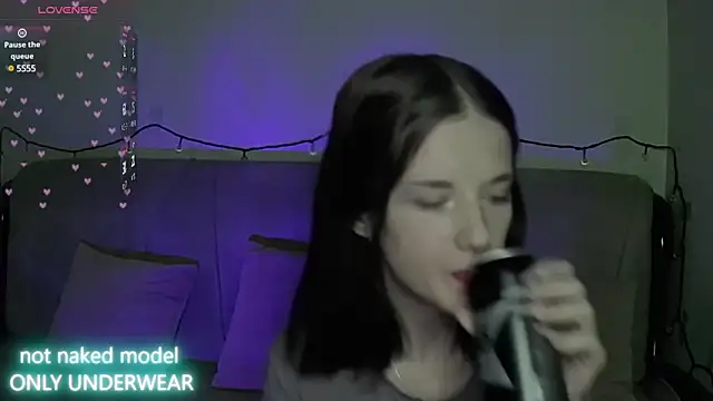 Miya Dream UKR online show from December 18, 2024, 10:02 pm