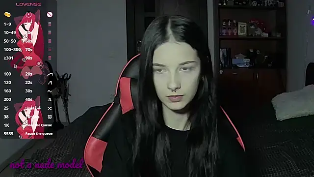 Snapshot of Miya_Dream_UKR chatting on February 1, 2026, 5:00 pm Miya Dream UKR online show from February 1, 2026, 5:00 pm