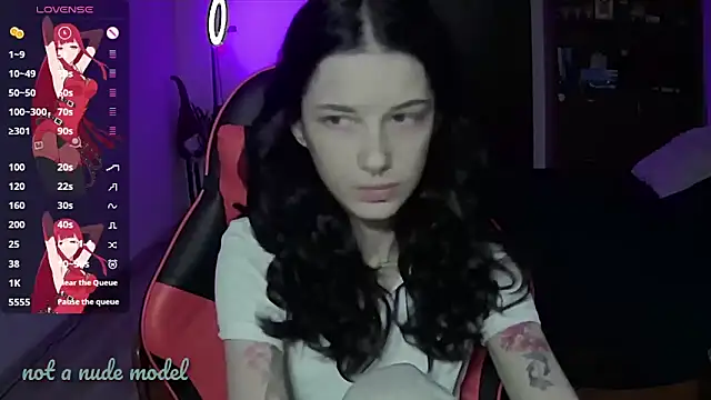 Snapshot of Miya_Dream_UKR chatting on March 14, 2026, 12:06 am Miya Dream UKR online show from March 14, 2026, 12:06 am