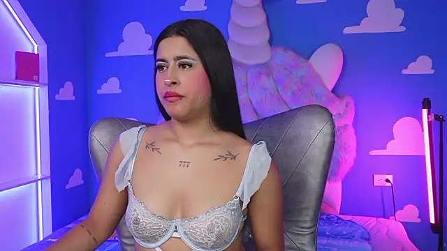 miss romyna online show from March 4, 2026, 11:16 am