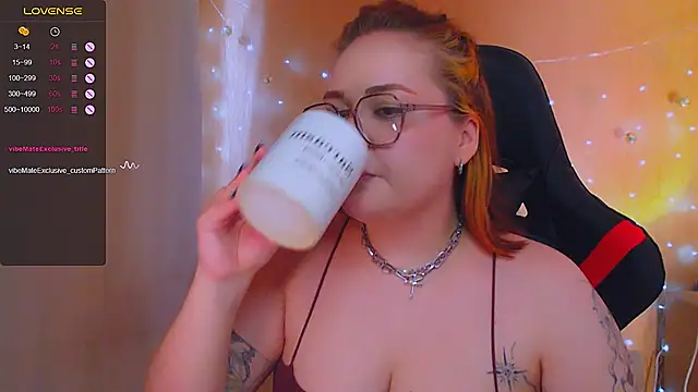 Snapshot of lala_loulou_land chatting on May 8, 2026, 2:33 pm lala loulou land online show from May 8, 2026, 2:33 pm