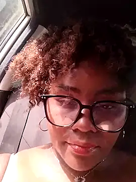 kaorysquirt online show from October 8, 2025, 6:49 pm