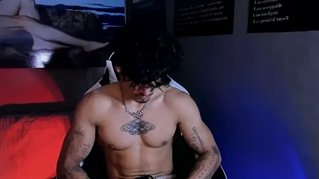 Thomas Fit1 online show from April 10, 2026, 7:29 pm