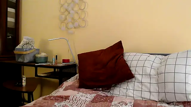 Scarlettford online show from February 3, 2025, 1:30 pm