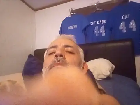 Xoc8  online show from February 23, 2025, 11:11 am