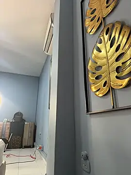 AnthonelaDuque online show from February 19, 2026, 11:39 am