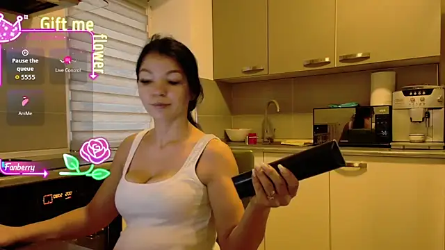 alisoncassie online show from November 6, 2025, 6:03 am