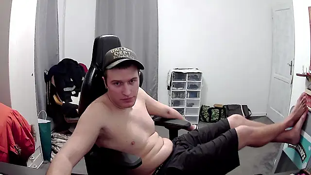 PKrisztian online show from April 25, 2026, 10:40 pm