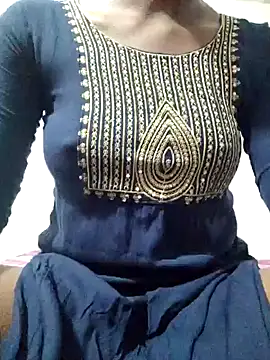 rituporna2004 online show from January 11, 2025, 3:34 am