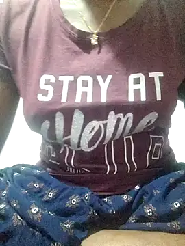 rituporna2004 online show from February 6, 2025, 12:37 pm