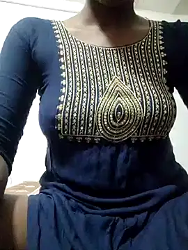 rituporna2004 online show from February 20, 2025, 1:19 pm