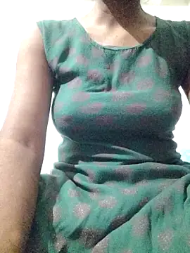 rituporna2004 online show from February 14, 2026, 2:19 am