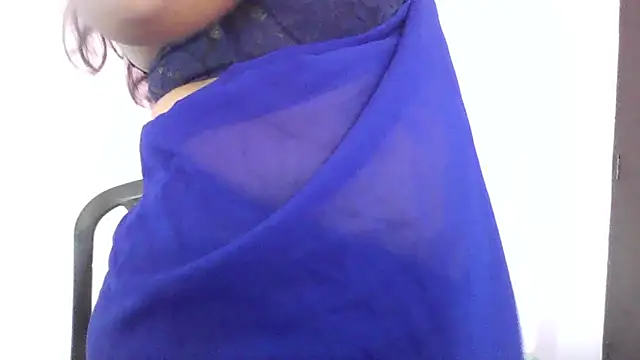 Snapshot of my-laila chatting on November 9, 2025, 7:50 am my-laila online show from November 9, 2025, 7:50 am