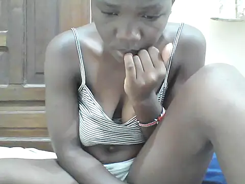 Ebony Sweetcandy online show from April 7, 2026, 6:25 am