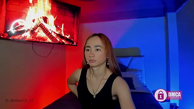 Snapshot of Alana_Pherson chatting on February 12, 2025, 9:33 pm Alana Pherson online show from February 12, 2025, 9:33 pm