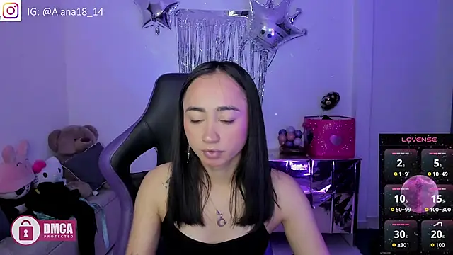 Snapshot of Alana_Pherson chatting on September 10, 2025, 4:56 am Alana Pherson online show from September 10, 2025, 4:56 am