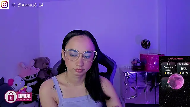 Snapshot of Alana_Pherson chatting on September 19, 2025, 4:36 am Alana Pherson online show from September 19, 2025, 4:36 am