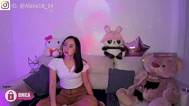 Snapshot of Alana_Pherson chatting on September 28, 2025, 1:33 am Alana Pherson online show from September 28, 2025, 1:33 am