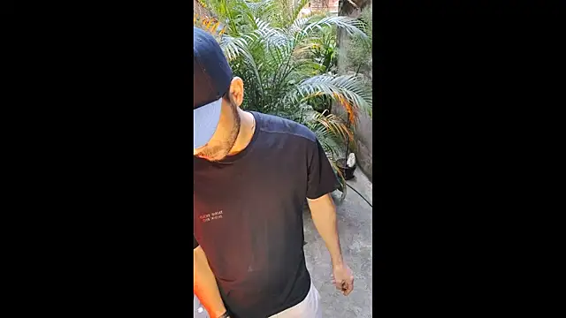 sexyboycolombi4 online show from January 23, 2025, 1:56 pm