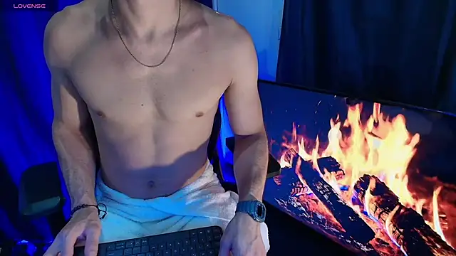 Snapshot of sexyboycolombi4 chatting on April 7, 2026, 4:02 am sexyboycolombi4 online show from April 7, 2026, 4:02 am