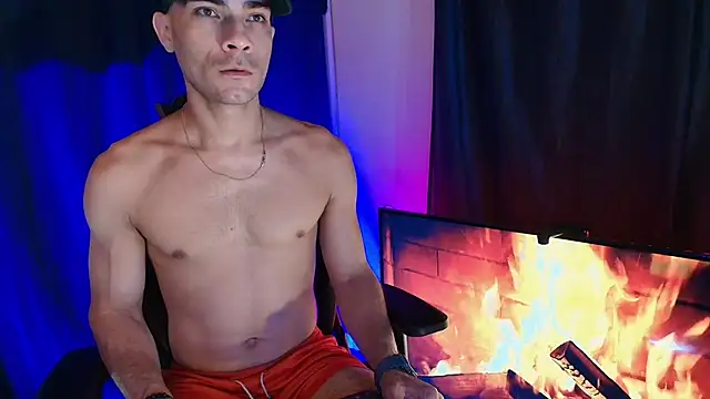 Snapshot of sexyboycolombi4 chatting on April 13, 2026, 3:12 am sexyboycolombi4 online show from April 13, 2026, 3:12 am