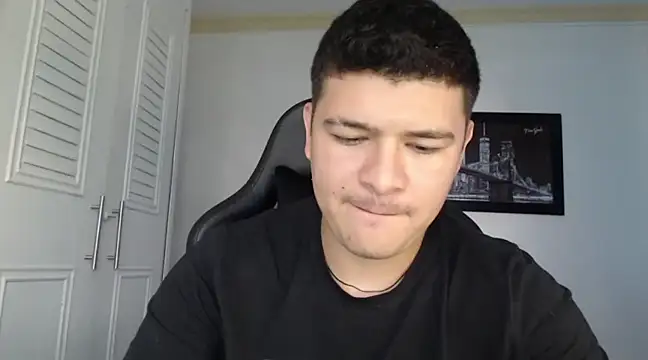 Plug Control online show from February 13, 2025, 5:11 pm