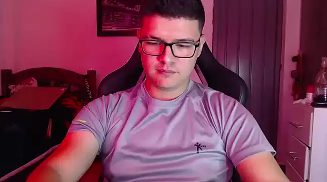 Plug Control online show from February 19, 2025, 5:49 pm