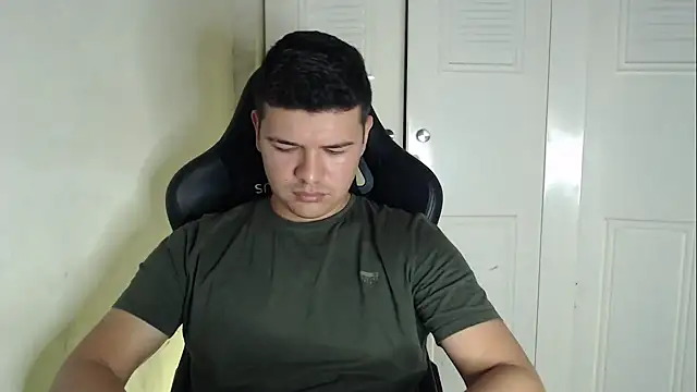 Plug Control online show from September 11, 2025, 4:34 am