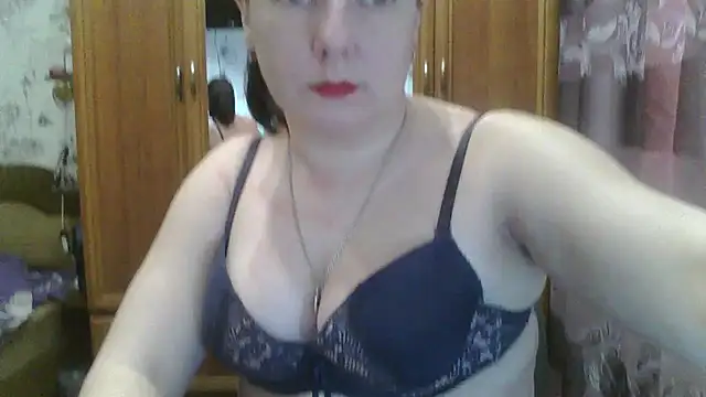 Snapshot of SophieNightAh chatting on January 25, 2025, 10:40 am SophieNightAh online show from January 25, 2025, 10:40 am