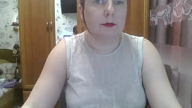 Snapshot of SophieNightAh chatting on January 25, 2025, 8:21 pm SophieNightAh online show from January 25, 2025, 8:21 pm