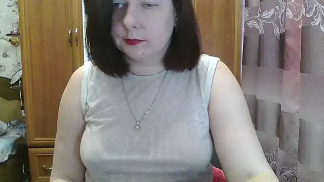 Snapshot of SophieNightAh chatting on February 27, 2025, 12:23 pm SophieNightAh online show from February 27, 2025, 12:23 pm