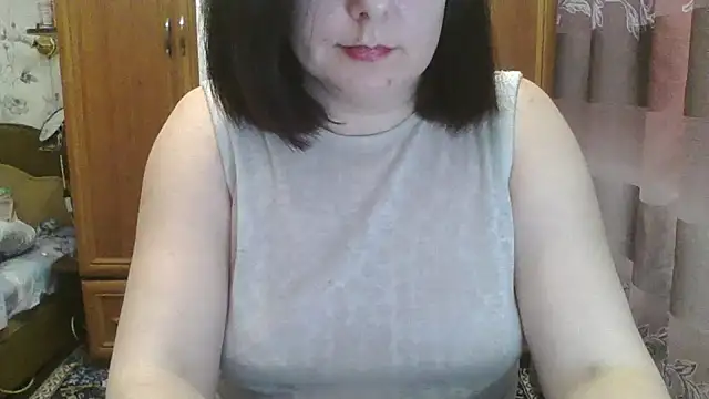 Snapshot of SophieNightAh chatting on February 27, 2025, 3:26 pm SophieNightAh online show from February 27, 2025, 3:26 pm