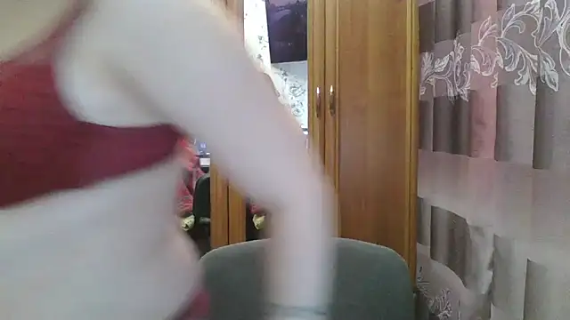 Snapshot of SophieNightAh chatting on March 11, 2025, 12:39 pm SophieNightAh online show from March 11, 2025, 12:39 pm