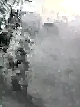 lia mariana online show from November 1, 2025, 9:06 pm