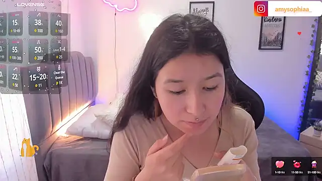 Amy joones online show from January 20, 2025, 1:53 pm