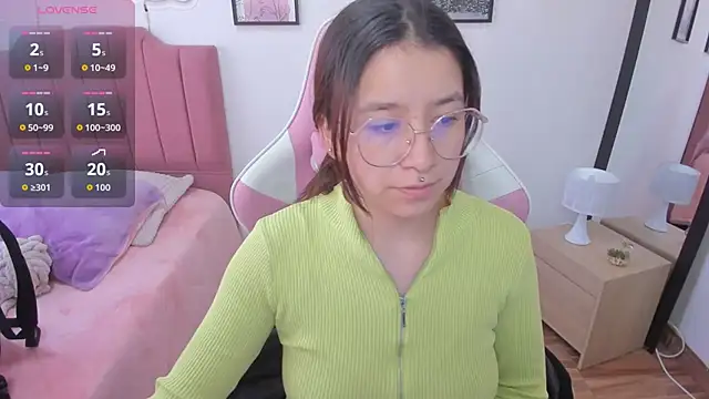 Amy joones online show from November 25, 2025, 12:49 pm