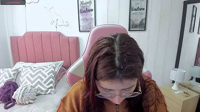 Amy joones online show from January 12, 2026, 12:32 pm