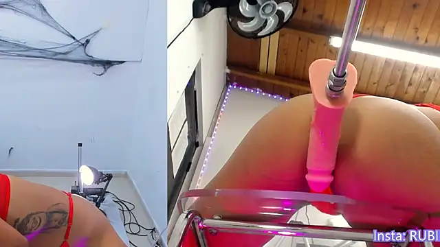 Rubidaniells online show from November 8, 2025, 3:23 pm