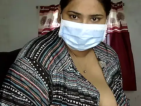 Snapshot of cutelady65 chatting on September 21, 2025, 9:33 am cutelady65 online show from September 21, 2025, 9:33 am