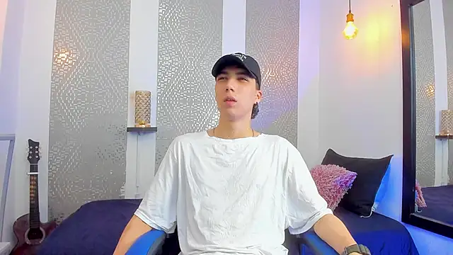 Nikolay Gregori online show from February 9, 2025, 4:04 am