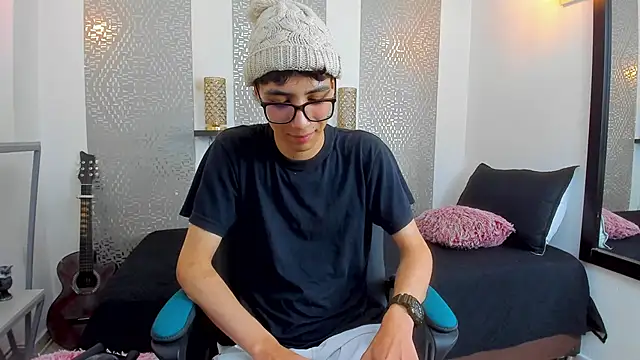 Nikolay Gregori online show from February 14, 2025, 7:38 am