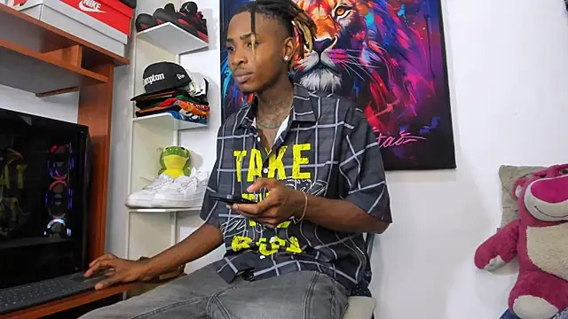 Pantera black 21 online show from September 12, 2025, 8:42 pm