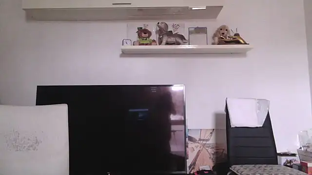 fragrance72 online show from December 4, 2025, 8:56 am